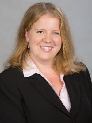 dr. Farkas K. Anita LL.M. ügyvéd, tőkepiaci és bank szakjogász